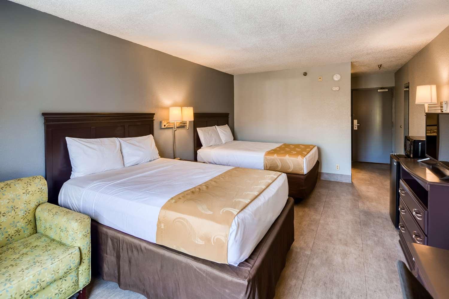 Surestay Plus Hotel By Best Western Durham Medical Center Экстерьер фото