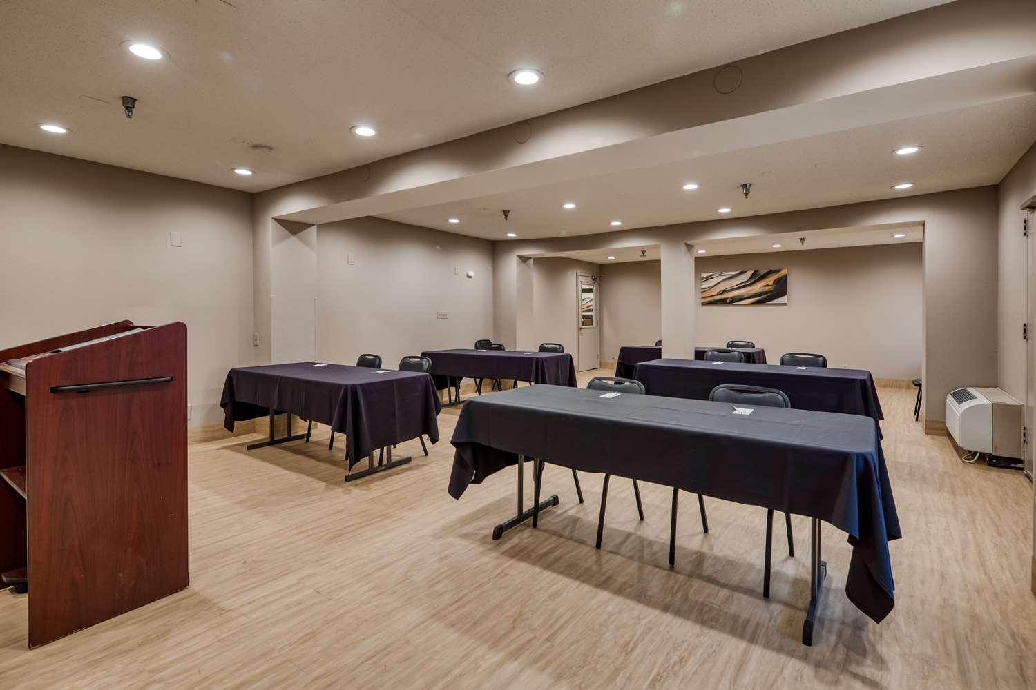 Surestay Plus Hotel By Best Western Durham Medical Center Экстерьер фото