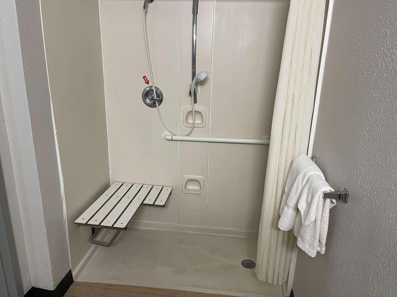 Surestay Plus Hotel By Best Western Durham Medical Center Экстерьер фото