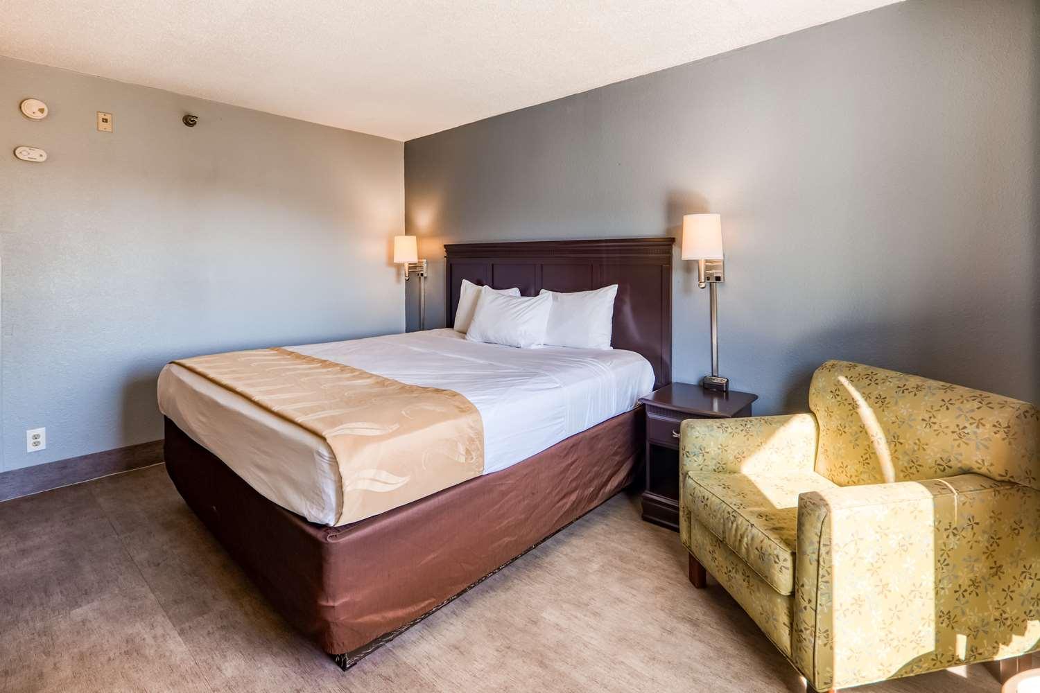 Surestay Plus Hotel By Best Western Durham Medical Center Экстерьер фото