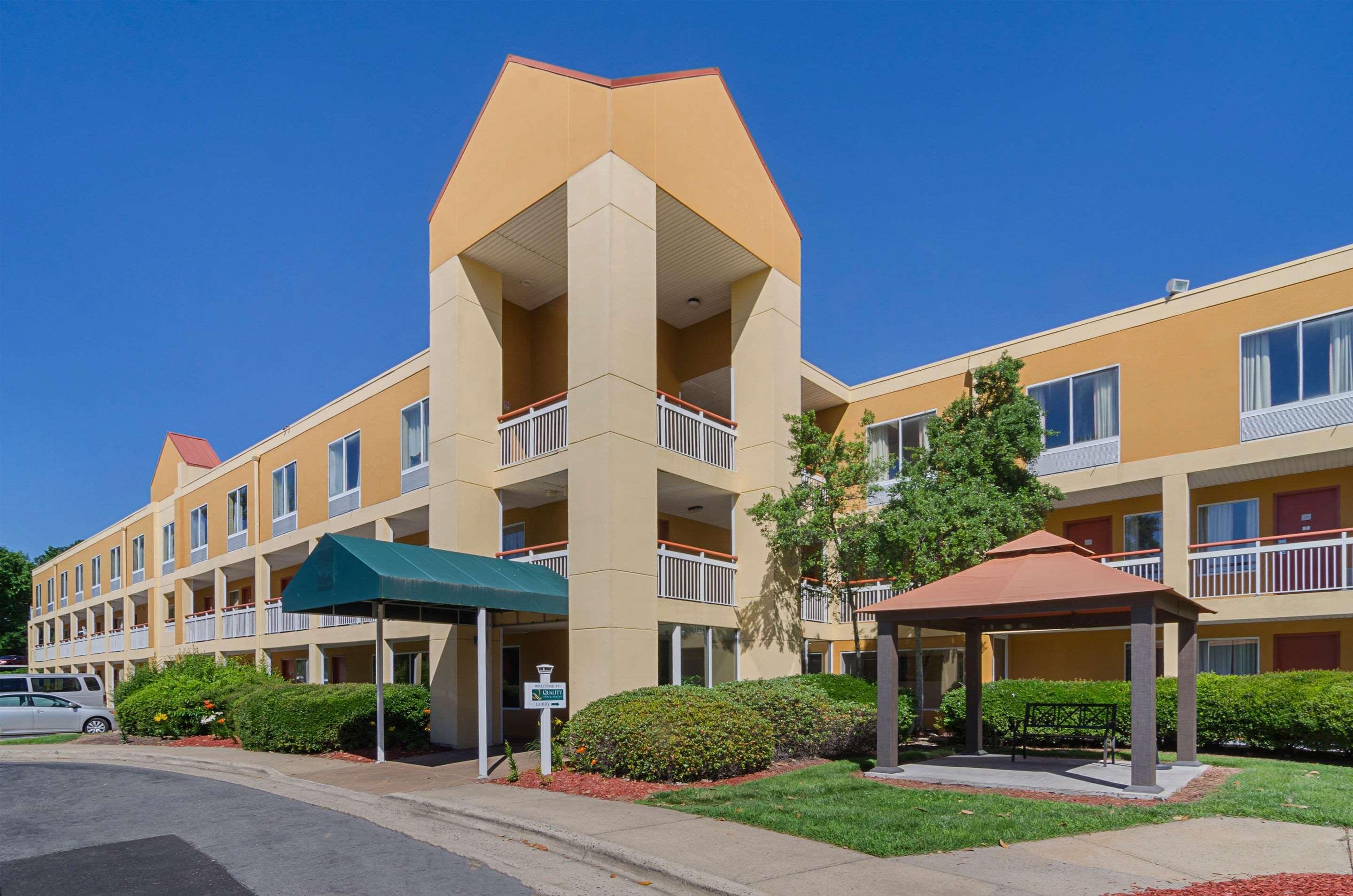 Surestay Plus Hotel By Best Western Durham Medical Center Экстерьер фото