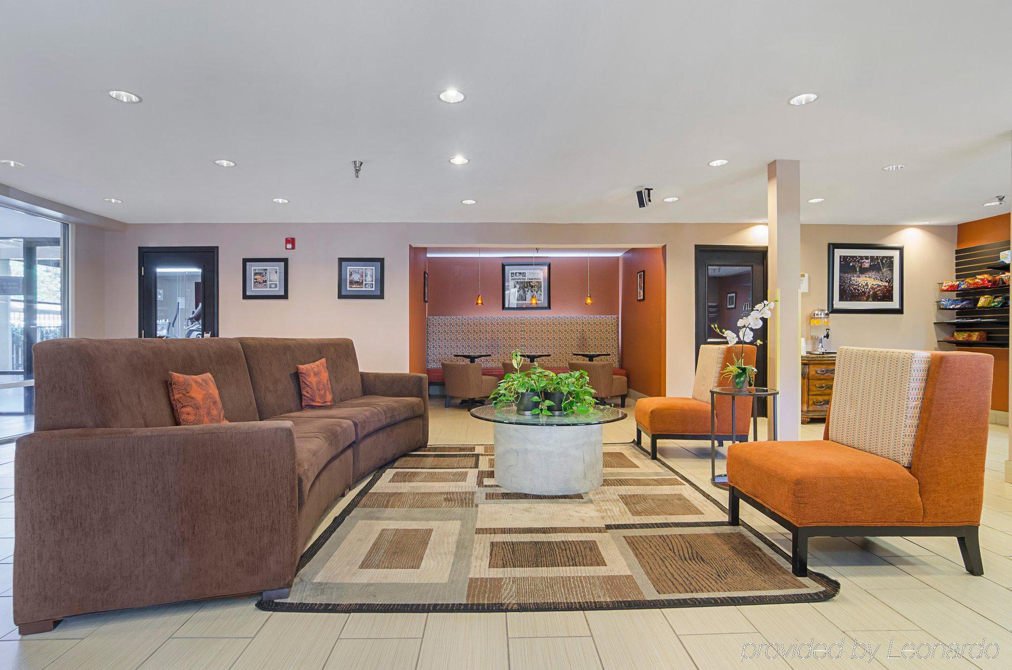 Surestay Plus Hotel By Best Western Durham Medical Center Экстерьер фото